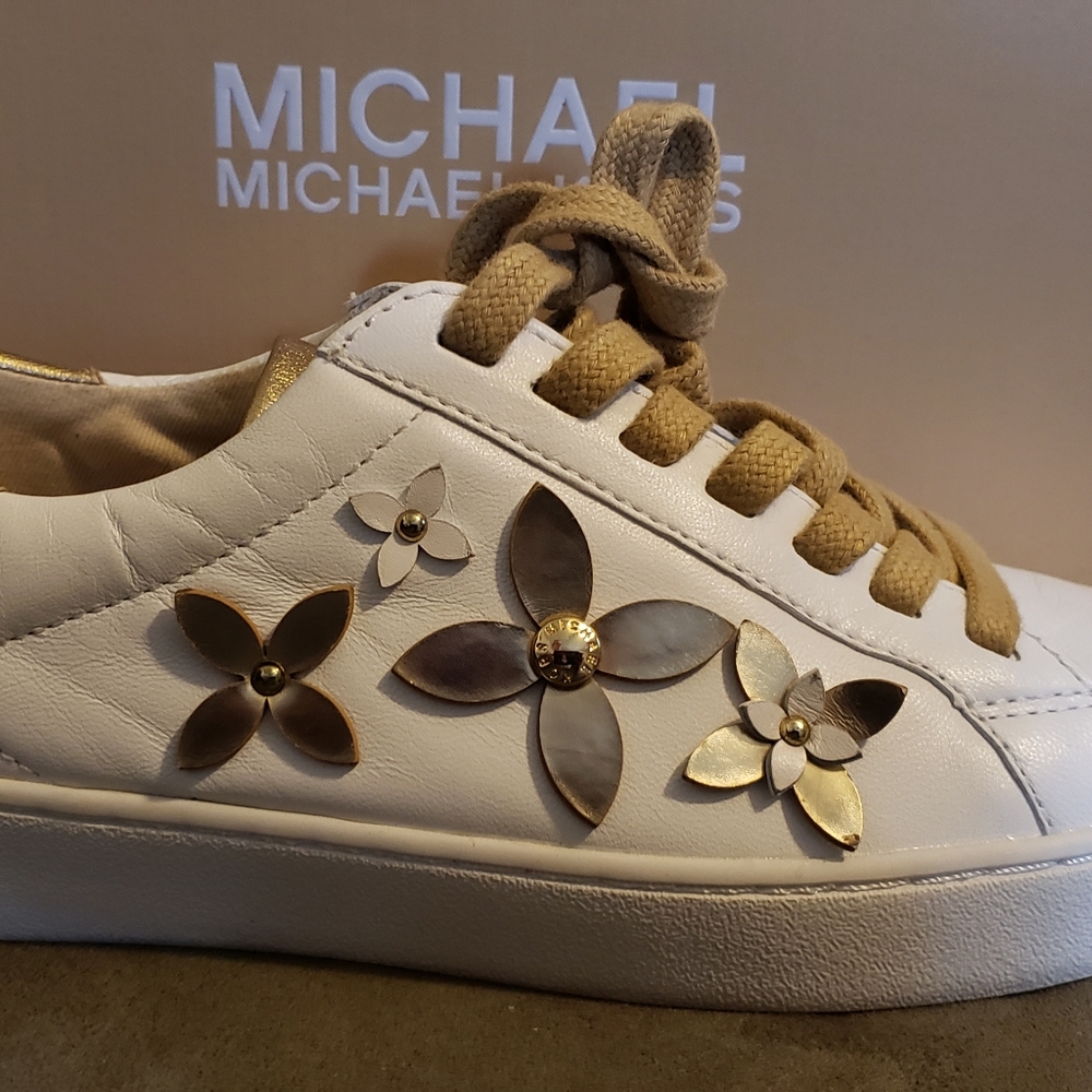 Michael Kors White w/ Gold Flowers Sneakers